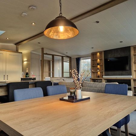 Hotchkin Lodge Woodhall Spa Extérieur photo